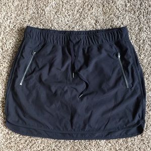 Black athletic skort